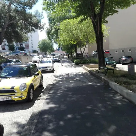 Sareni Апартаменты